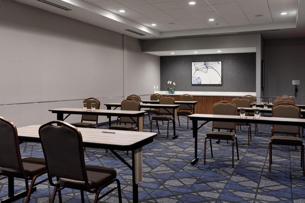 Courtyard By Marriott Richmond Scott'S Addition Экстерьер фото