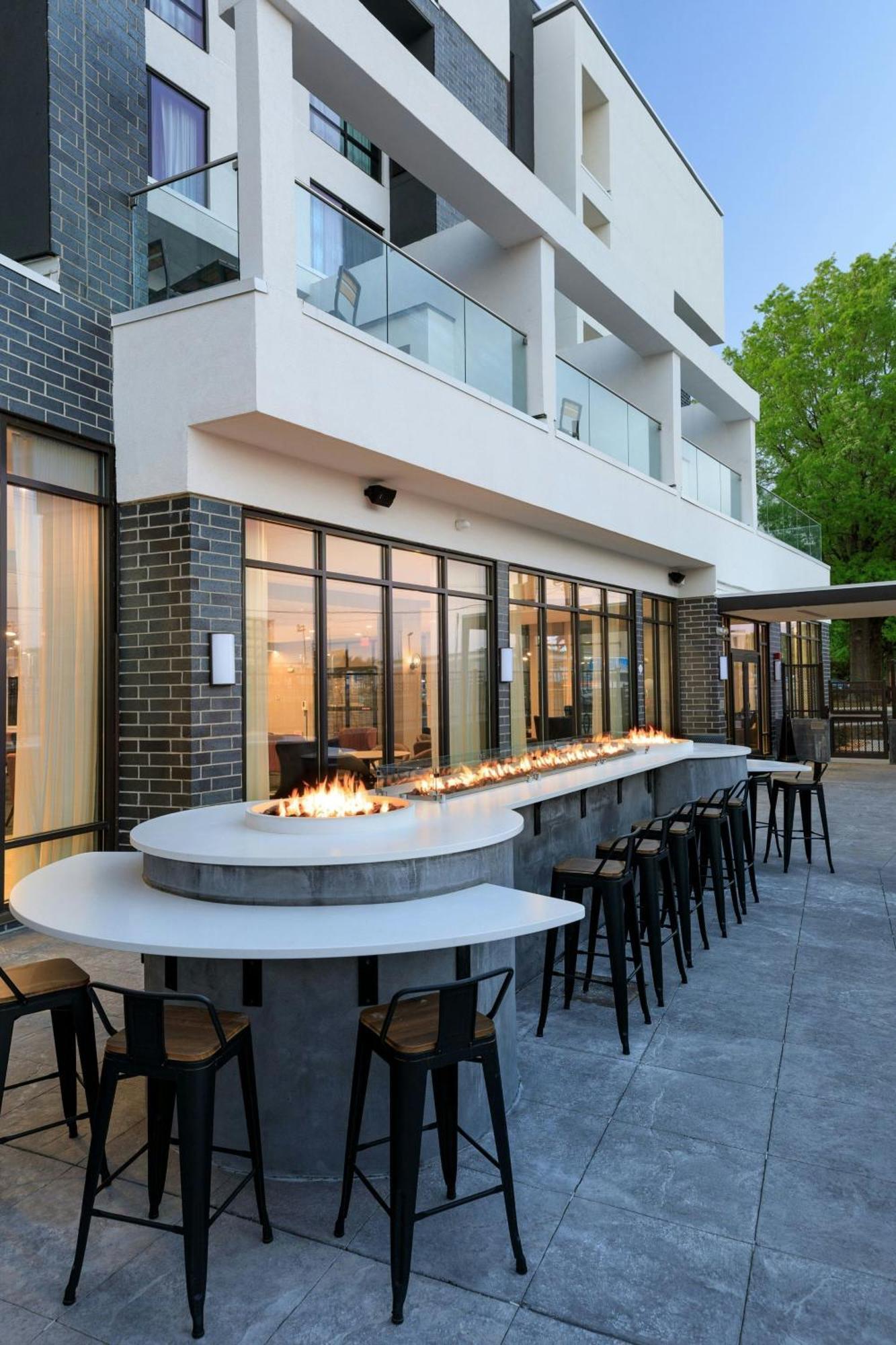 Courtyard By Marriott Richmond Scott'S Addition Экстерьер фото